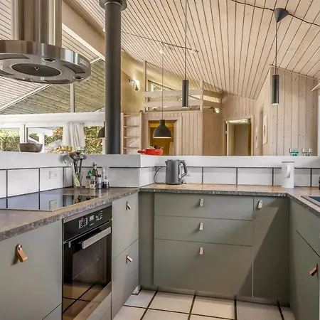 Semesterbostad Elja - 1km From The Sea By Interhome *