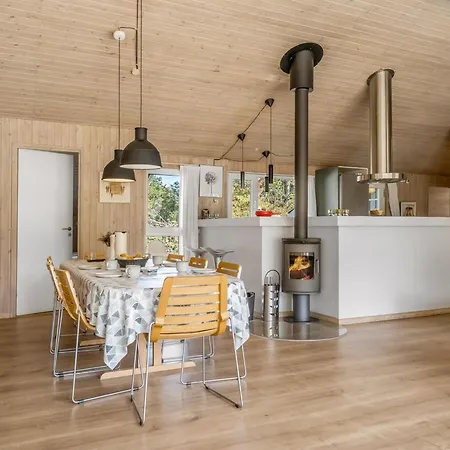 Semesterbostad Elja - 1km From The Sea By Interhome *