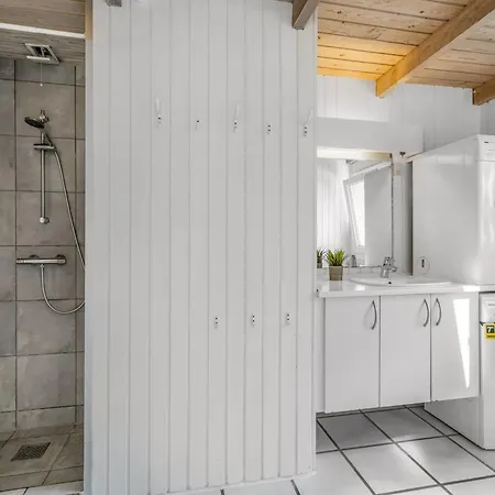 Elja - 1km From The Sea By Interhome *